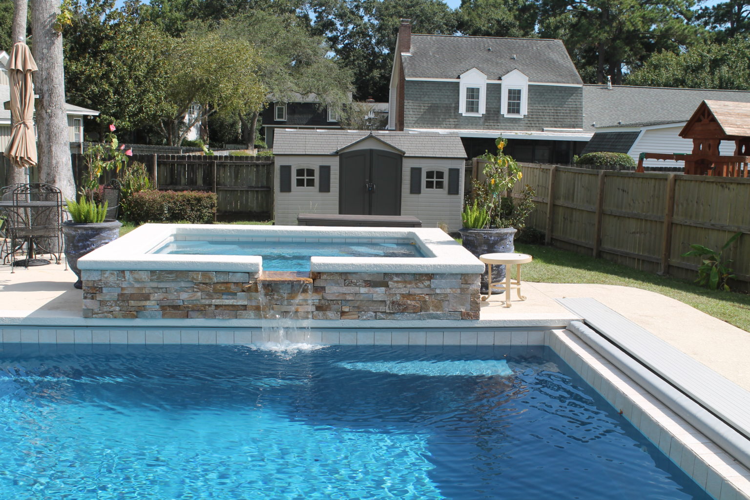 Fiberglass James Island | Paradise Pools and Spas